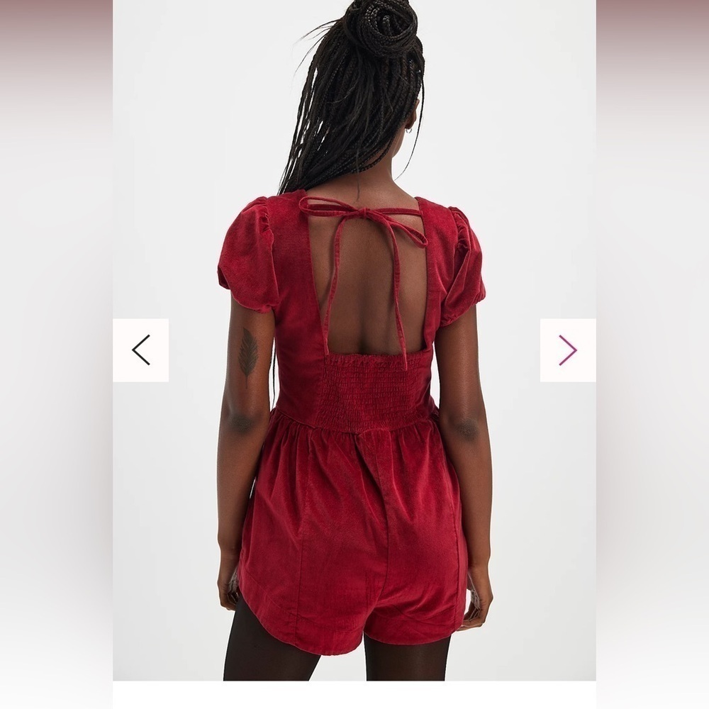 Free People Silver Bells Velvet Romper Large Color: Cherry NWT - Picture 3 of 6